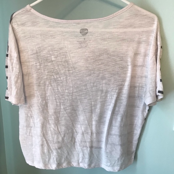 Beatles Abby Road loose fitting crop top - Picture 4 of 4